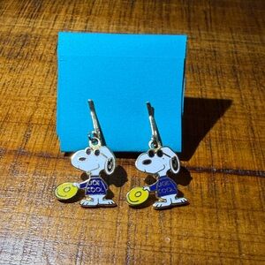Aviva Vintage Snoopy Joe Cool Frisbee Clip On Earrings